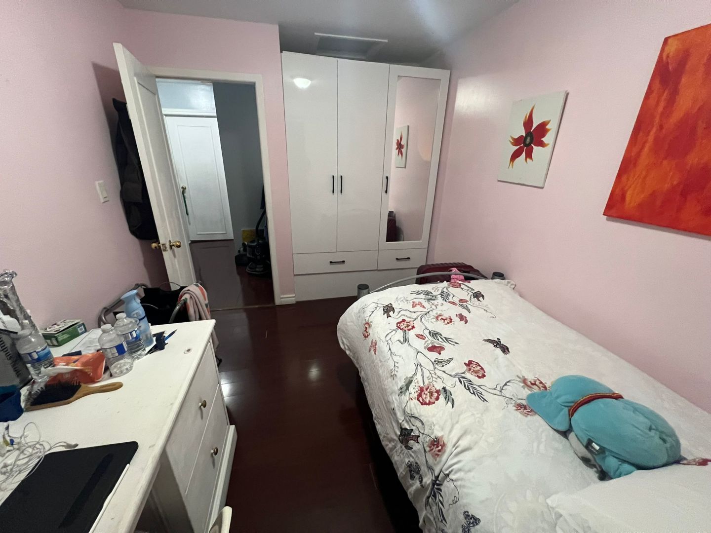 Elite Homestay Room - Dove Hawk Way, Toronto room for rent 1